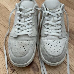 Men's Nike Suede Casual Sneakers